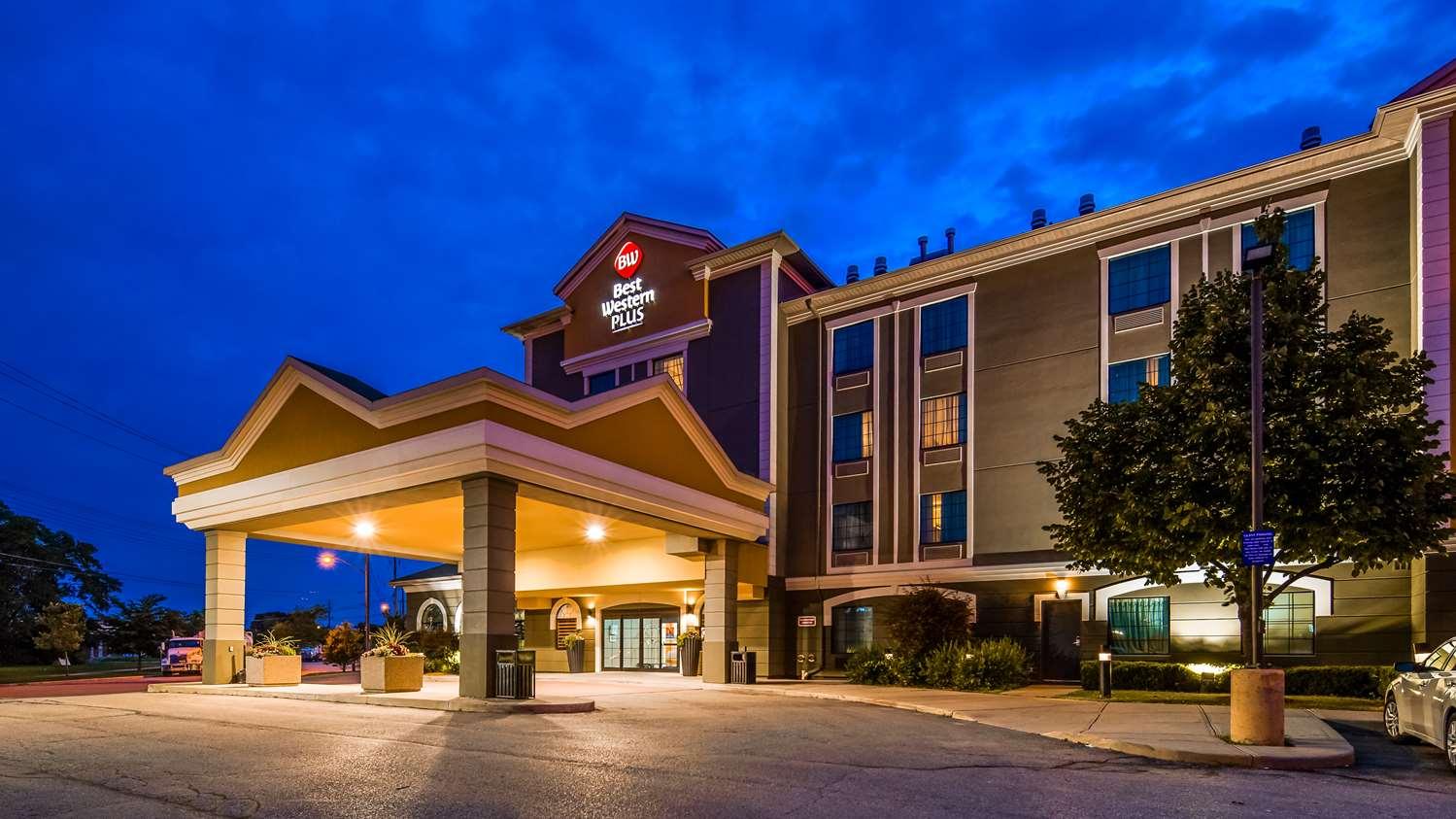Best Western Plus Executive Inn Toronto Esterno foto