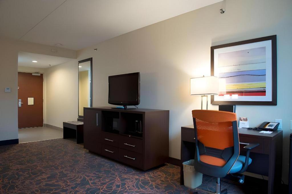 Best Western Plus Executive Inn Toronto Esterno foto