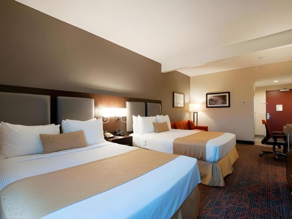 Best Western Plus Executive Inn Toronto Esterno foto