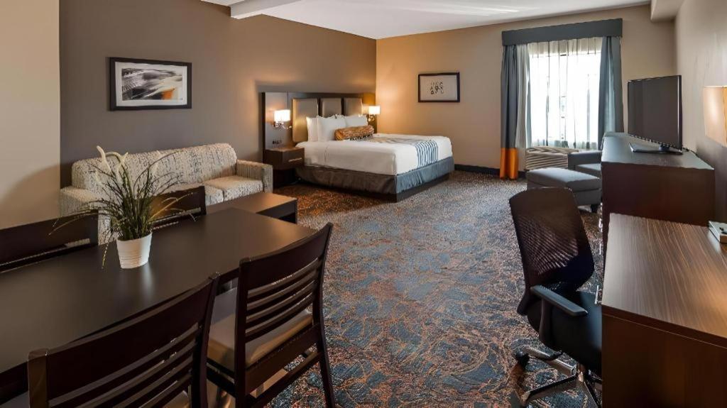 Best Western Plus Executive Inn Toronto Esterno foto