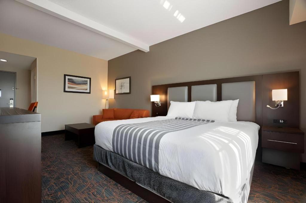 Best Western Plus Executive Inn Toronto Esterno foto