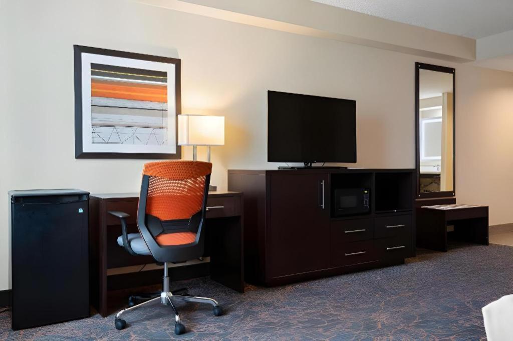 Best Western Plus Executive Inn Toronto Esterno foto